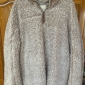 Crème and brown Sherpa pullover